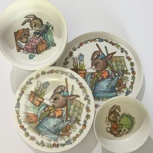 Vintage 60s/ 70s Melamine Peter Rabbit Childrens Plates & Bowls, 6pc